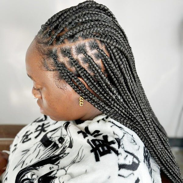 Medium Knotless braids near me Richmond TX, hair braiding near me, hair salon near me, braids near me, african braiding shop near me